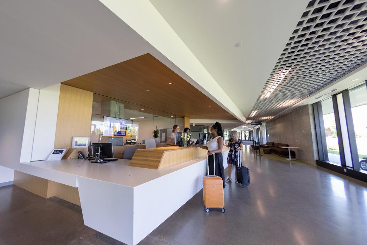 Ubc Okanagan Campus Келоуна Экстерьер фото