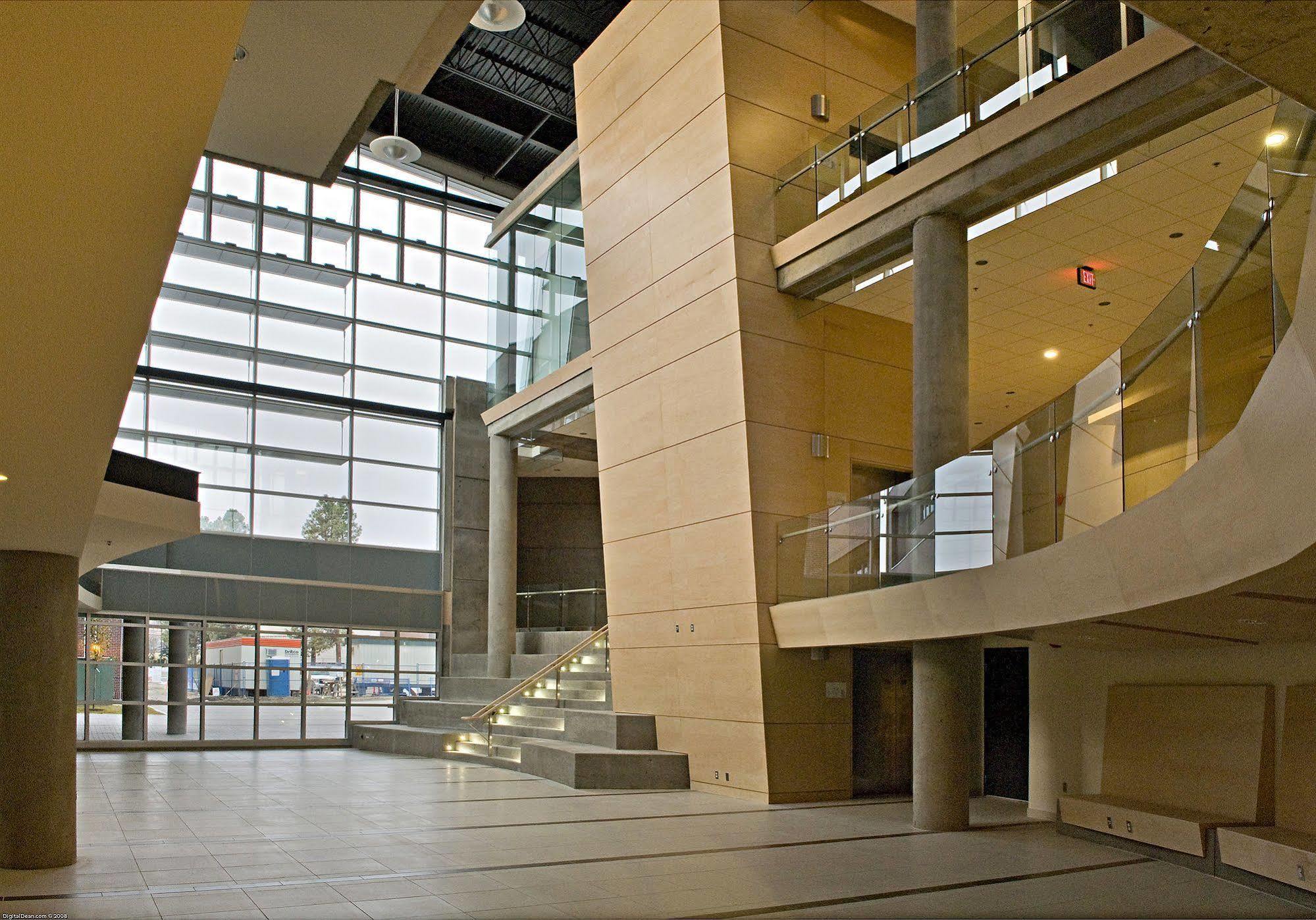 Ubc Okanagan Campus Келоуна Экстерьер фото